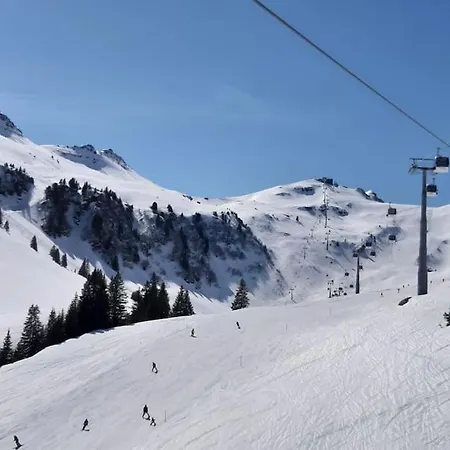 Wonderful With Cablecar To Area *