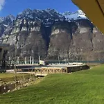 Wonderful With Cablecar To Area
